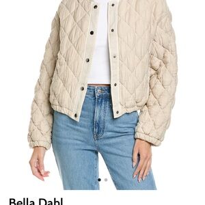 Bella Dahl ivory bomber jacket
Size xs